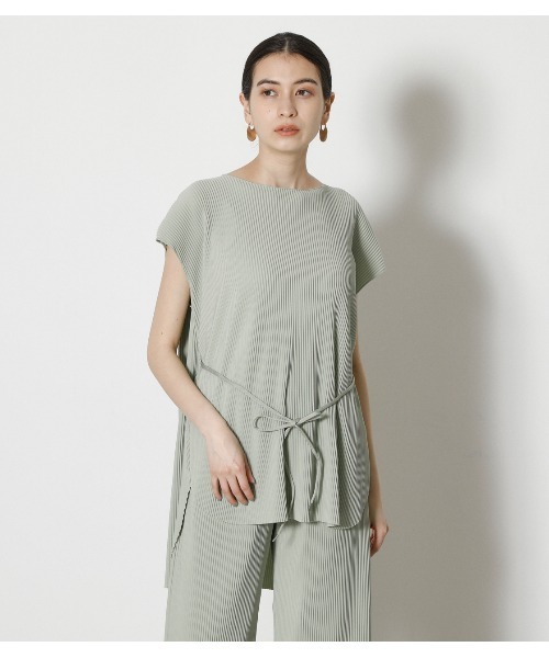 AZUL by moussy（アズールバイマウジー）の「EASY PLEATS TOPS/イージープリーツトップス（Tシャツ/カットソー・レディース・ブラック/ダークブラウン/ミント・SMALL/MEDIUM）」の3枚目の写真