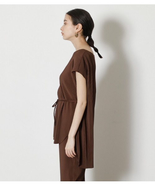 AZUL by moussy（アズールバイマウジー）の「EASY PLEATS TOPS/イージープリーツトップス（Tシャツ/カットソー・レディース・ブラック/ダークブラウン/ミント・SMALL/MEDIUM）」の8枚目の写真