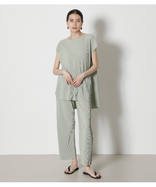 AZUL by moussy（アズールバイマウジー）の「EASY PLEATS TOPS/イージープリーツトップス（Tシャツ/カットソー・レディース・ブラック/ダークブラウン/ミント・SMALL/MEDIUM）」の13枚目の写真