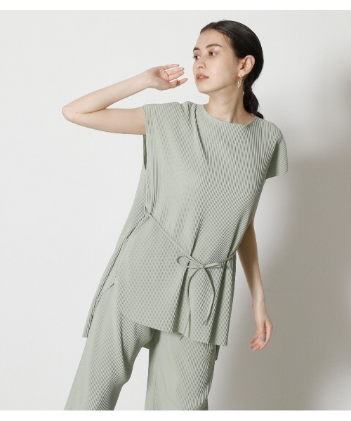 AZUL by moussy（アズールバイマウジー）の「EASY PLEATS TOPS/イージープリーツトップス（Tシャツ/カットソー・レディース・ブラック/ダークブラウン/ミント・SMALL/MEDIUM）」の14枚目の写真