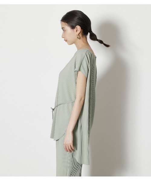 AZUL by moussy（アズールバイマウジー）の「EASY PLEATS TOPS/イージープリーツトップス（Tシャツ/カットソー・レディース・ブラック/ダークブラウン/ミント・SMALL/MEDIUM）」の17枚目の写真