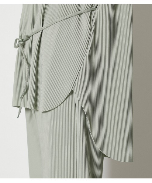 AZUL by moussy（アズールバイマウジー）の「EASY PLEATS TOPS/イージープリーツトップス（Tシャツ/カットソー・レディース・ブラック/ダークブラウン/ミント・SMALL/MEDIUM）」の21枚目の写真