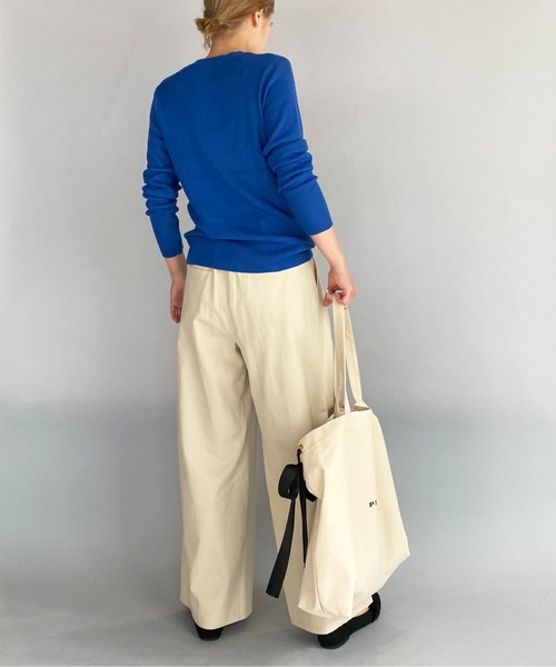 PICCIN（ピッチン）の「ラメ入りVネックニット（ニット/セーター・レディース・ライトブルー/ブラック/ベージュ/オフホワイト/イエロー/モカ/ホワイト系その他/ブラウン系その他・M）」の15枚目の写真