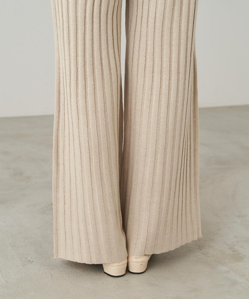 Chaco closet（チャコ クローゼット）の「リブニットセットアップ ハイネックプルオーバー＆パンツ（セットアップ・レディース・グレイッシュベージュ/グリーン系その他/ベージュ/ブラック/ブルーグリーン/ワイン・FREE）」の10枚目の写真