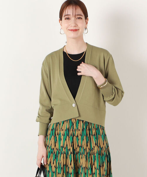 NOLLEY’S(ノーリーズ)の「Vネックショートカーディガン(カーディガン/ボレロ・レディース・オリーブ/ベージュ/ダークネイビー・38)」の17枚目の写真