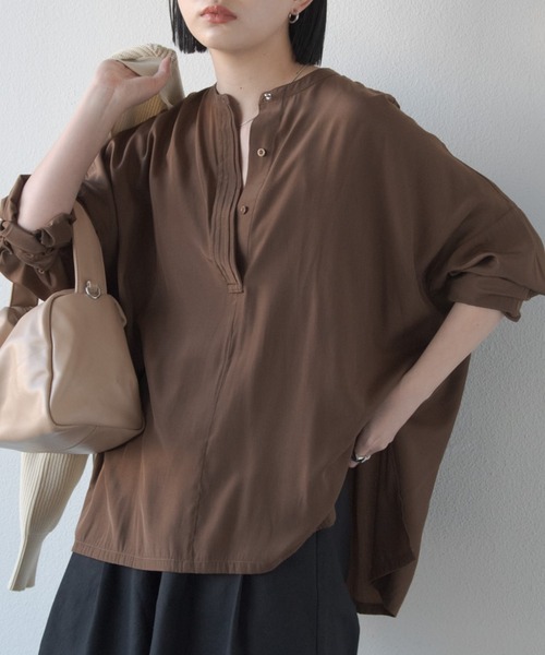 Aunt Marie's（アントマリーズ）の「オーバーシルエットバンドカラーシャツ（シャツ/ブラウス・レディース・ホワイト/ブラウン/ブラック・FREE）」の5枚目の写真