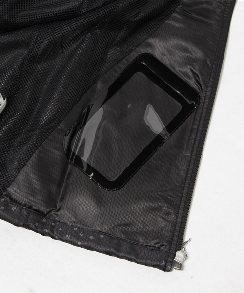 PUMA（プーマ）の「フーデッド裏メッシュ ウーブン ジャケット (WOMEN)（ナイロンジャケット・レディース・ピンク/グレー/ブラック・LARGE/MEDIUM/SMALL/O）」の9枚目の写真