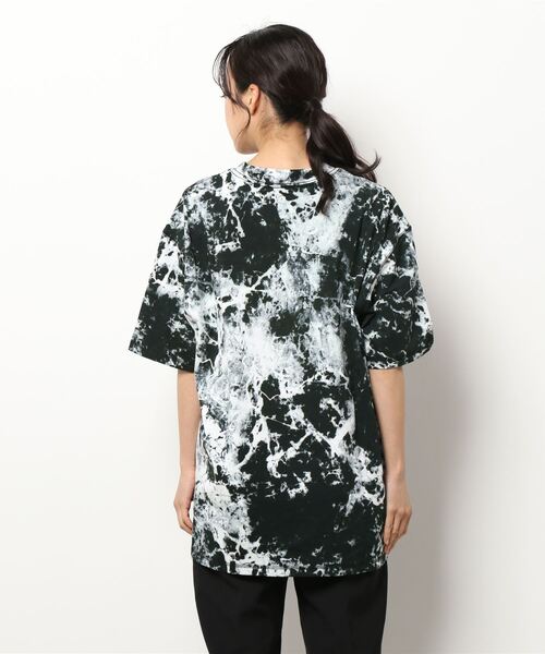 PIPING HOT FUTURE（パイピングホットフューチャー）の「UNISEX SS T-SHIRT（Tシャツ/カットソー・レディース・ブラック・S/M/L/XL/XS）」の2枚目の写真