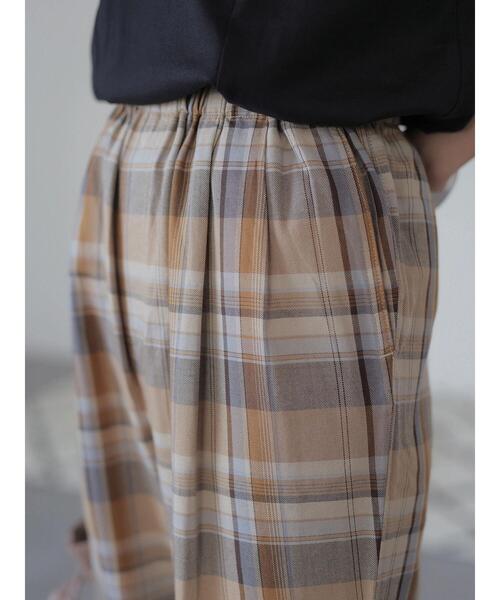 AMERICAN HOLIC（アメリカンホリック）の「リラックスイージーテーパードパンツ（その他パンツ・レディース・チャコールグレー/チェック・S/M/L）」の8枚目の写真