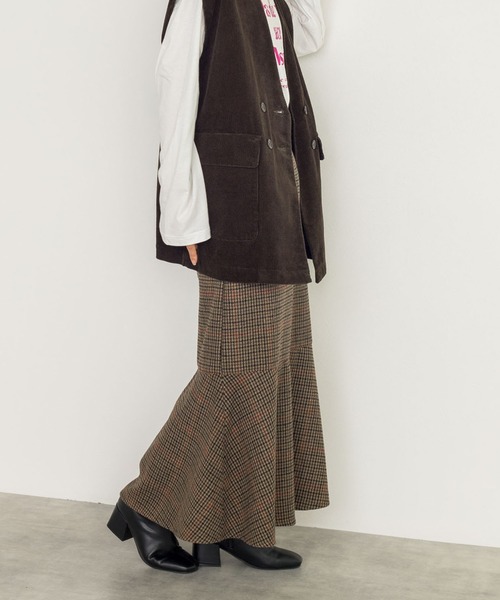 w closet（ダブルクローゼット）の「【新色追加】【SETUP対応】起毛チェック切替マーメイドスカート（スカート・レディース・カーキ/ブルー/ライトベージュ/グレー/ホワイト・FREE）」の14枚目の写真