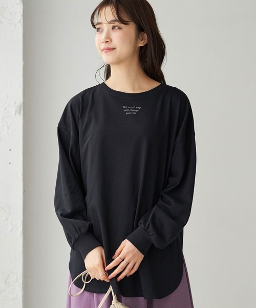 earth music&ecology（アースミュージックアンドエコロジー）の「The small step ロンT ＊（Tシャツ/カットソー・レディース・ブラック/オフホワイト・FREE）」の2枚目の写真