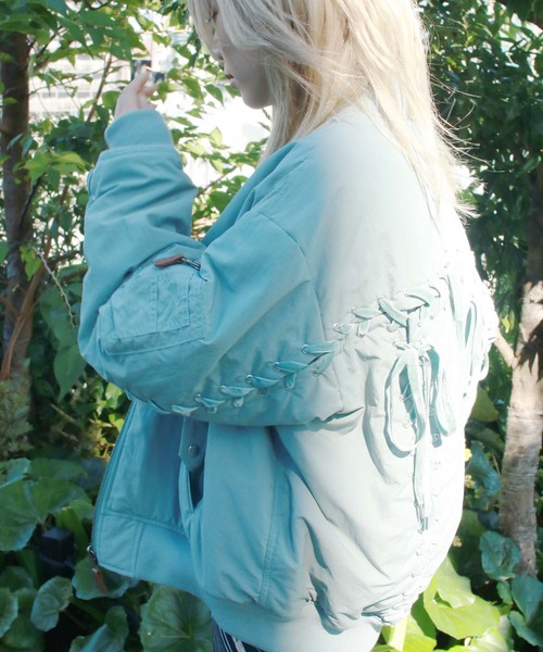 G.V.G.V.（ジーヴィージーヴィー）の「LACE UP MA-1（MA-1・レディース・ライトブルー/ブラック/ベージュ・40/38/42）」の14枚目の写真