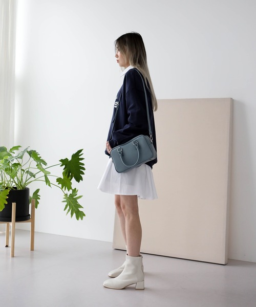 UNE MANSION（ユヌマンション）の「スクエアヒールアンクルブーツ（ブーツ・レディース・ブラック/アイボリー・25.0cm/24.0cm/23.0cm）」の11枚目の写真