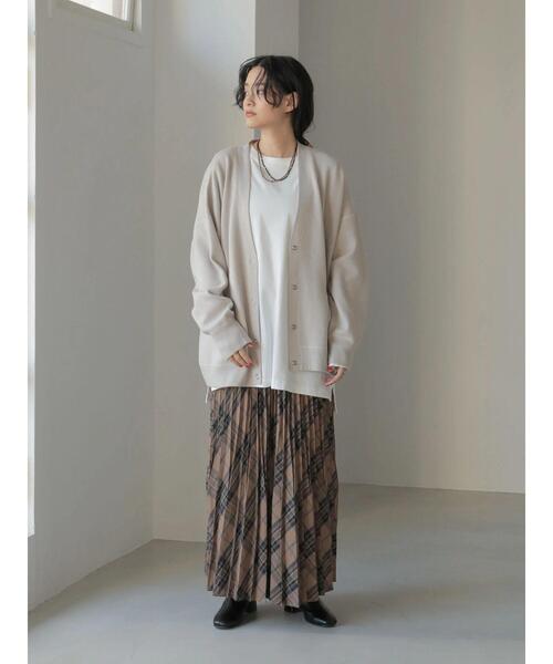 AMERICAN HOLIC(アメリカンホリック)の「ミラノリブVネックニットカーディガン(カーディガン/ボレロ・レディース・ライトグレー/モカ/マルチ・L/M)」の20枚目の写真