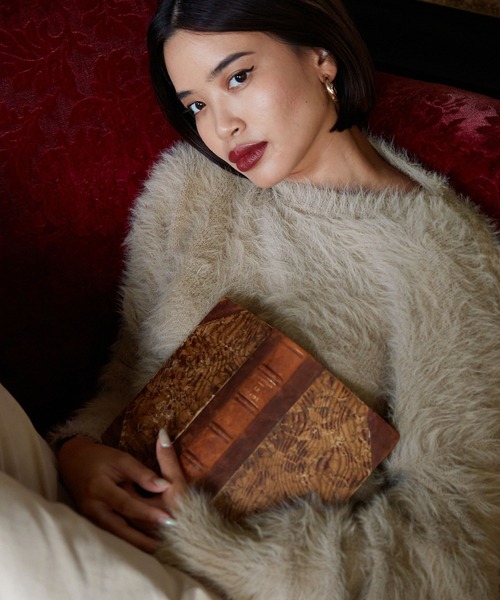 TINA:JOJUN(ティーナジョジュン)の「ユニセックス オーバーシャギーニット TINA:JOJUN(ニット/セーター・レディース・グリーン/スモークグレー/ホワイト/グレイッシュベージュ/ブルー/オレンジ/ベビーピンク/アイボリー/カーキ/ブラック・M)」の14枚目の写真