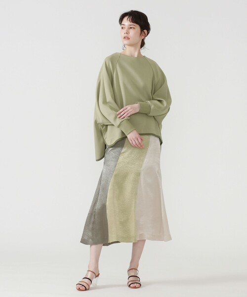 LOVELESS（ラブレス）の「スムースポンチフレアプルオーバー（その他トップス・レディース・ブラック/ベージュ系その他/グリーン系その他・36）」の6枚目の写真