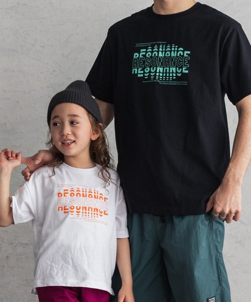 PAIRMANON STREET(ペアマノンストリート)の「【かぞくおそろい】ストリートグラフィックプリントTシャツ(Tシャツ/カットソー・キッズ・オフホワイト/ホワイト系その他/ホワイト系その他2/ブラック系その他/ブラック系その他2/ホワイト系その他3/ホワイト系その他4/ブラック系その他3/ブラック系その他4/カーキ・100/110/120/130/140/150/90)」の22枚目の写真