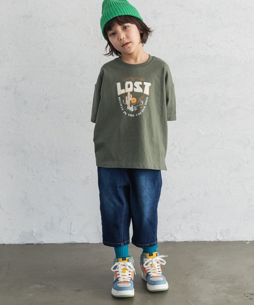 PAIRMANON STREET(ペアマノンストリート)の「【かぞくおそろい】ストリートグラフィックプリントTシャツ(Tシャツ/カットソー・キッズ・オフホワイト/ホワイト系その他/ホワイト系その他2/ブラック系その他/ブラック系その他2/ホワイト系その他3/ホワイト系その他4/ブラック系その他3/ブラック系その他4/カーキ・100/110/120/130/140/150/90)」の11枚目の写真