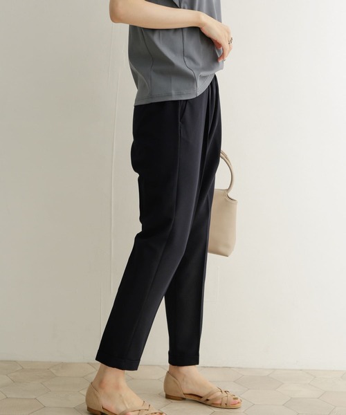 URBAN RESEARCH DOORS（アーバンリサーチドアーズ）の「ストレッチテーパードイージーパンツ（その他パンツ・レディース・ブラック/ブルー系その他/ライトベージュ/ネイビー・1/0/00）」の7枚目の写真