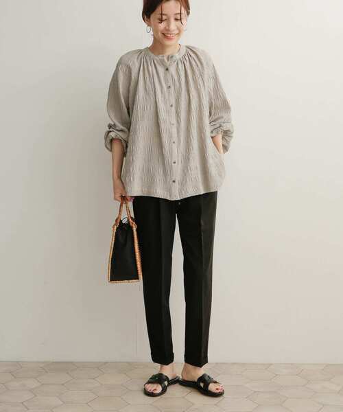 URBAN RESEARCH DOORS（アーバンリサーチドアーズ）の「ストレッチテーパードイージーパンツ（その他パンツ・レディース・ブラック/ブルー系その他/ライトベージュ/ネイビー・1/0/00）」の18枚目の写真