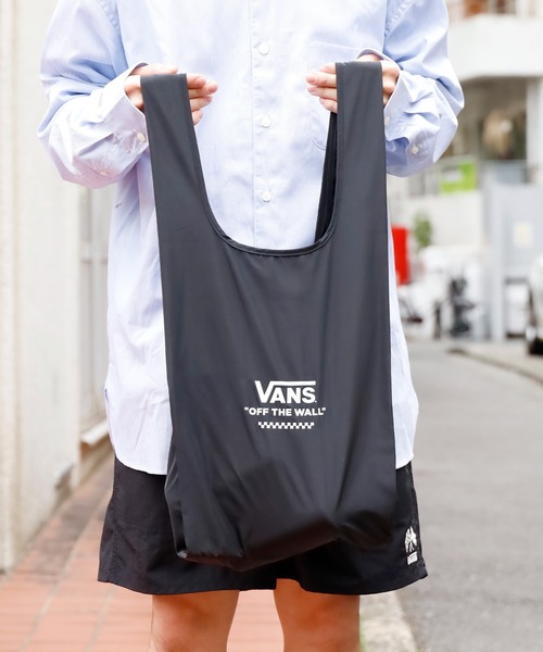 VANS（バンズ）の「VANS/バンズ M Shopper BAG ショッパーバック エコバック ハンドバック（エコバッグ/サブバッグ・メンズ・ブルー系その他/ホワイト×レッド/ブラック×ホワイト/ブラック/ブルー系その他2・FREE）」の3枚目の写真