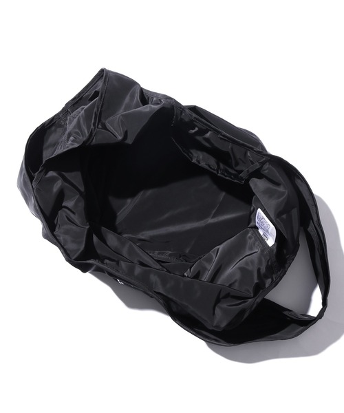 VANS（バンズ）の「VANS/バンズ M Shopper BAG ショッパーバック エコバック ハンドバック（エコバッグ/サブバッグ・メンズ・ブルー系その他/ホワイト×レッド/ブラック×ホワイト/ブラック/ブルー系その他2・FREE）」の6枚目の写真