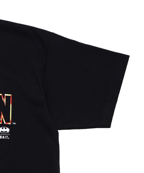 BAIT（ベイト）の「BAIT × BATMAN TEE (TIM BURTON) 225-BTM-TEE-001（Tシャツ/カットソー・メンズ・ブラック・MEDIUM/LARGE/X-LARGE）」の6枚目の写真