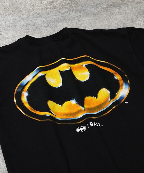 BAIT（ベイト）の「BAIT × BATMAN TEE (TIM BURTON) 225-BTM-TEE-001（Tシャツ/カットソー・メンズ・ブラック・MEDIUM/LARGE/X-LARGE）」の4枚目の写真