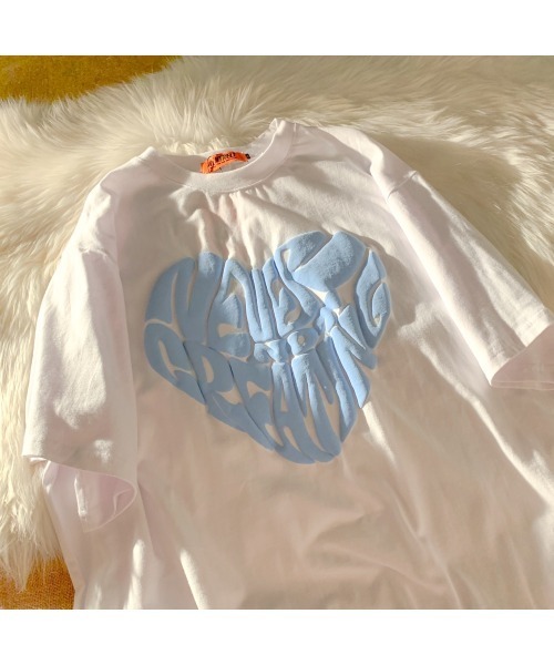 .KOM（ドットコム）の「A'GEM/9 × .kom『.kom/ドットケーオーエム』ハートグラフィック オーバーサイズ半袖Tシャツ（Tシャツ/カットソー・レディース・ライトブルー/ホワイト・L/M）」の11枚目の写真