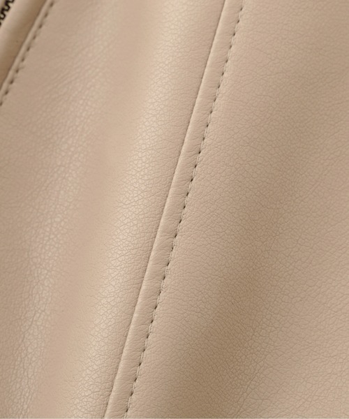 PROPORTION BODY DRESSING(プロポーションボディドレッシング)の「フェイクレザーノーカラーブルゾン / 1212255902(ブルゾン・レディース・ベージュ/ブラック・SMALL/MEDIUM)」の15枚目の写真