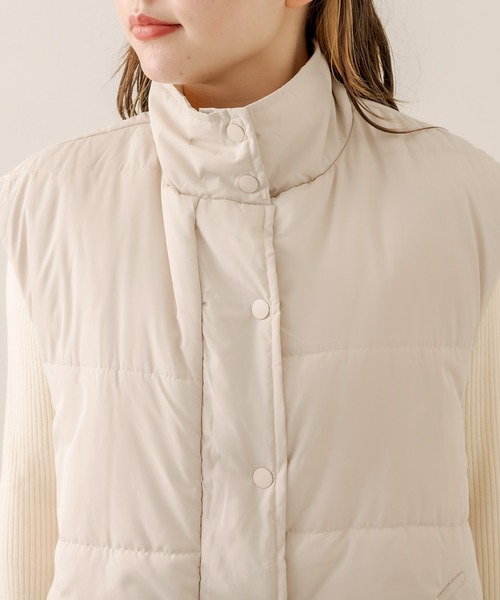 OLIVE des OLIVE（オリーブデオリーブ）の「中綿ベスト（ダウンベスト・レディース・オフホワイト/カーキ/ネイビー/ブラック・FREE）」の14枚目の写真