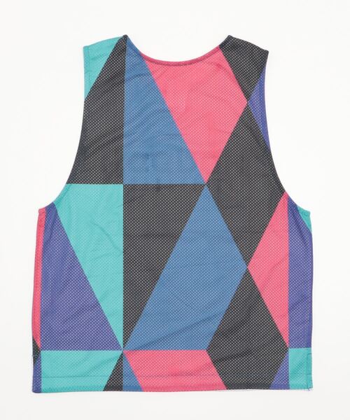 Reebok(リーボック)の「シティリーグ リバーシブル メッシュ ジャージー / City League Reversible Mesh Jersey(タンクトップ・メンズ・ブルー/ブラック・X-LARGE/LARGE/XXX-LARGE/MEDIUM/X-SMALL/XX-LARGE/SMALL)」の9枚目の写真