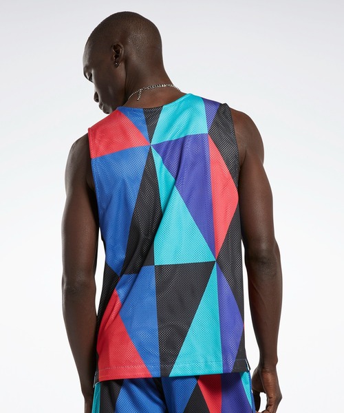 Reebok(リーボック)の「シティリーグ リバーシブル メッシュ ジャージー / City League Reversible Mesh Jersey(タンクトップ・メンズ・ブルー/ブラック・X-LARGE/LARGE/XXX-LARGE/MEDIUM/X-SMALL/XX-LARGE/SMALL)」の10枚目の写真