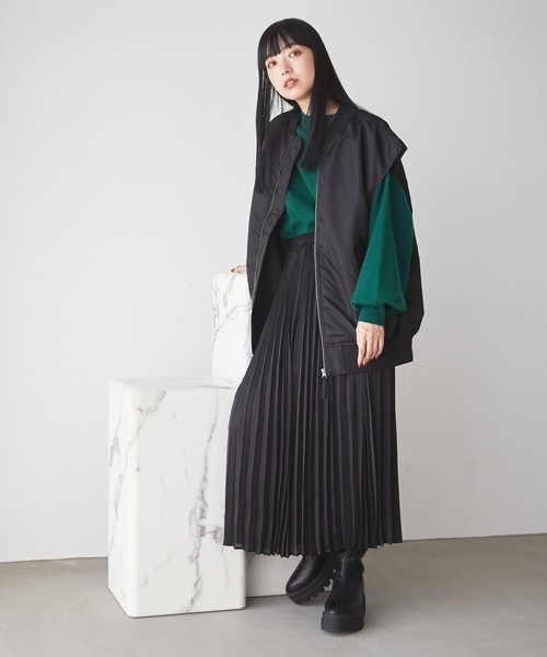 LOWRYS FARM（ローリーズファーム）の「フワカルサテンプリーツ