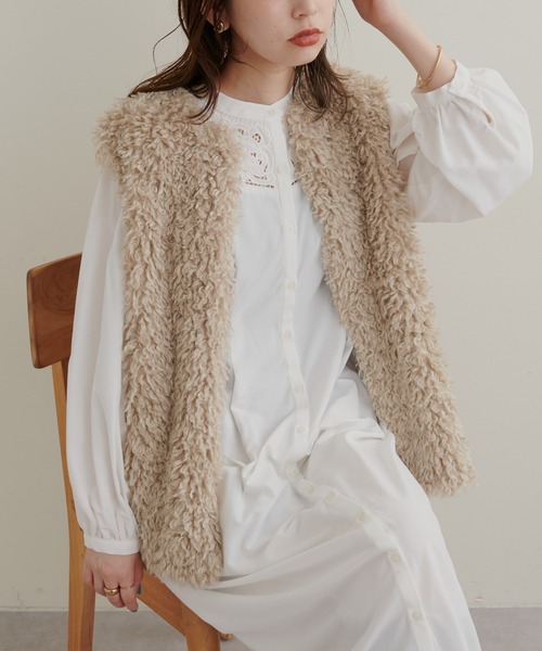 natural couture(ナチュラルクチュール)の「オケージョン対応 ビンテージモチーフレース切替ワンピース(ワンピース・レディース・ブラック/オフホワイト/カーキ・FREE/LARGE)」の8枚目の写真