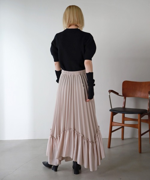 UNFIELD（アンフィールド）の「【UNFIELD】プリーツイレヘムスカート（スカート・レディース・アイボリー/ブラック・FREE）」の16枚目の写真