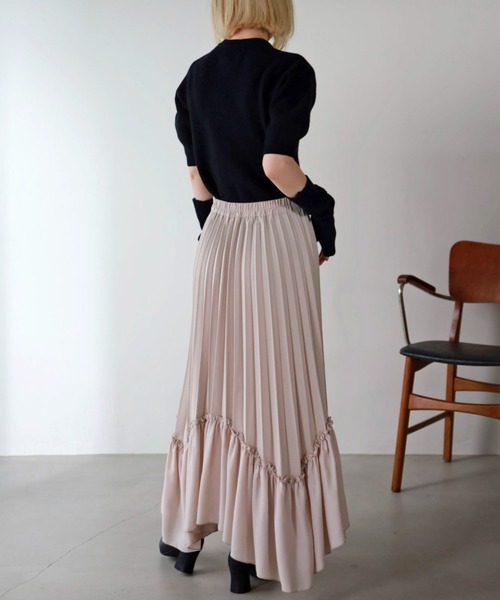 UNFIELD（アンフィールド）の「【UNFIELD】プリーツイレヘムスカート（スカート・レディース・アイボリー/ブラック・FREE）」の7枚目の写真