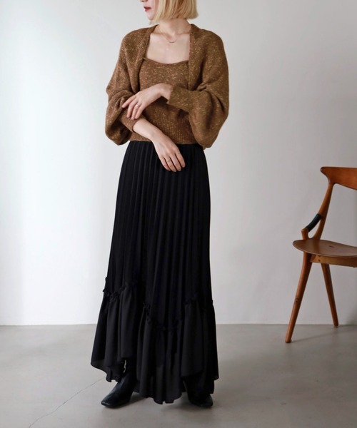 UNFIELD（アンフィールド）の「【UNFIELD】プリーツイレヘムスカート（スカート・レディース・アイボリー/ブラック・FREE）」の5枚目の写真