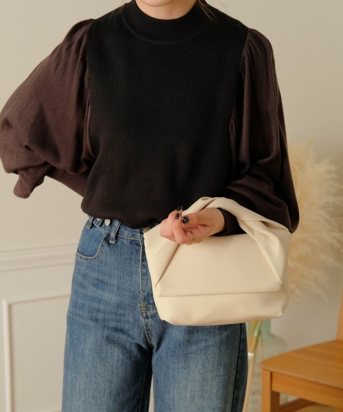 Bab(バブ)の「ねじりハンドルショルダーバッグ(ハンドバッグ・レディース・ライトブルー/ブラック/オフホワイト・ONESIZE)」の7枚目の写真