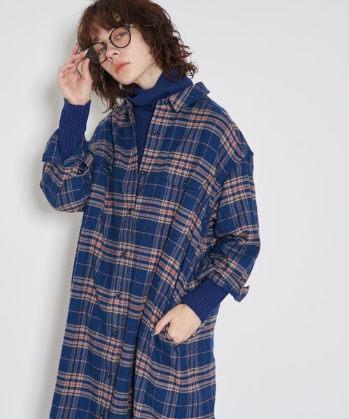 J.PRESS YORK STREET(ジェイプレスヨークストリート)の「【WOMEN】ネルチェックシャツワンピース(シャツワンピース・レディース・ターコイズブルー系3/ネイビー系3/パープル系3・F)」の2枚目の写真