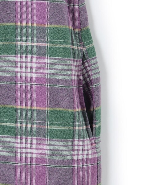 J.PRESS YORK STREET(ジェイプレスヨークストリート)の「【WOMEN】ネルチェックシャツワンピース(シャツワンピース・レディース・ターコイズブルー系3/ネイビー系3/パープル系3・F)」の12枚目の写真
