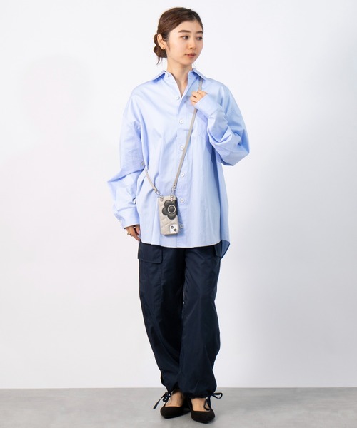 MARY QUANT（マリークワント）の「【MARY QUANT】MARY QUANT DAISY PATCH PU QUILT Leather New Sling Case 【iPhone14 / 13 対応】【iPhone 15 / iPhone 14 / iPhone 13 対応】（スマホケース/カバー・レディース・アイボリー/ブラック/ピンク/グレイッシュベージュ/ベージュ・iPhone 13/14/iPhone 13/14/15）」の8枚目の写真