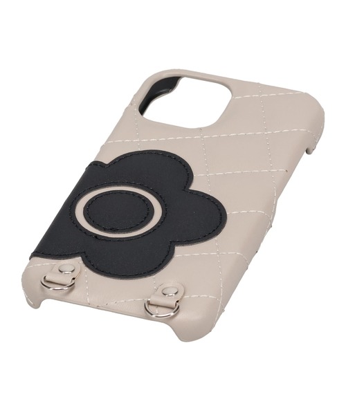 MARY QUANT（マリークワント）の「【MARY QUANT】MARY QUANT DAISY PATCH PU QUILT Leather New Sling Case 【iPhone14 / 13 対応】【iPhone 15 / iPhone 14 / iPhone 13 対応】（スマホケース/カバー・レディース・アイボリー/ブラック/ピンク/グレイッシュベージュ/ベージュ・iPhone 13/14/iPhone 13/14/15）」の21枚目の写真