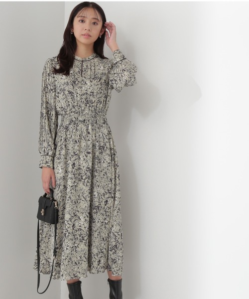 ラインフラワープリーツスリーブワンピース ワンピース Natural Beauty Basic ナチュラルビューティーベーシック のファッション通販 Zozotown