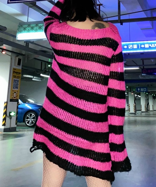 NOVESSEL（ノベセル）の「『NOVESSEL/ノベセル』ダメージルーズボーダーニット【Y】【CN】（ニット/セーター・レディース・ブラック×パープル/ブラック×ブルー/ブラック×グレー/ブラック×ピンク/ブラック×ホワイト/ブラック×レッド・FREE）」の10枚目の写真