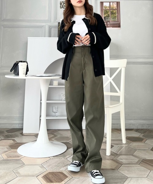 moment+（モーメントプラス）の「タック入りチノパンツ（チノパンツ・レディース・ベージュ/アイボリー/カーキ/ネイビー・S/L/M）」の8枚目の写真