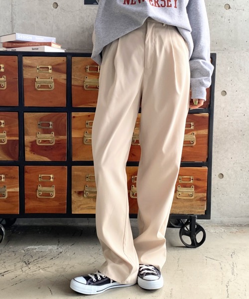 moment+（モーメントプラス）の「タック入りチノパンツ（チノパンツ・レディース・ベージュ/アイボリー/カーキ/ネイビー・S/L/M）」の20枚目の写真