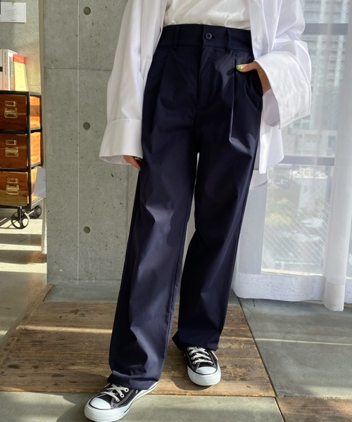 moment+（モーメントプラス）の「タック入りチノパンツ（チノパンツ・レディース・ベージュ/アイボリー/カーキ/ネイビー・S/L/M）」の11枚目の写真