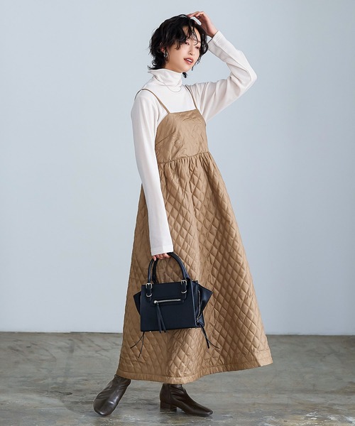 KOBE LETTUCE(コウベレタス)の「ローヒールストレッチブーツ(ブーツ・レディース・ベージュ/ブラウン/ブラック・L/LL/M/S)」の8枚目の写真