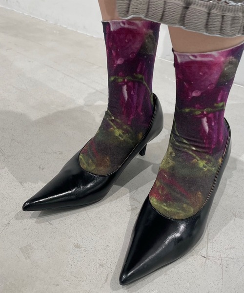 Ameri（アメリ）の「FROSTED GLASS FLOWER PRINT SOCKS（ソックス/靴下・レディース・マルチ・FREE）」の3枚目の写真